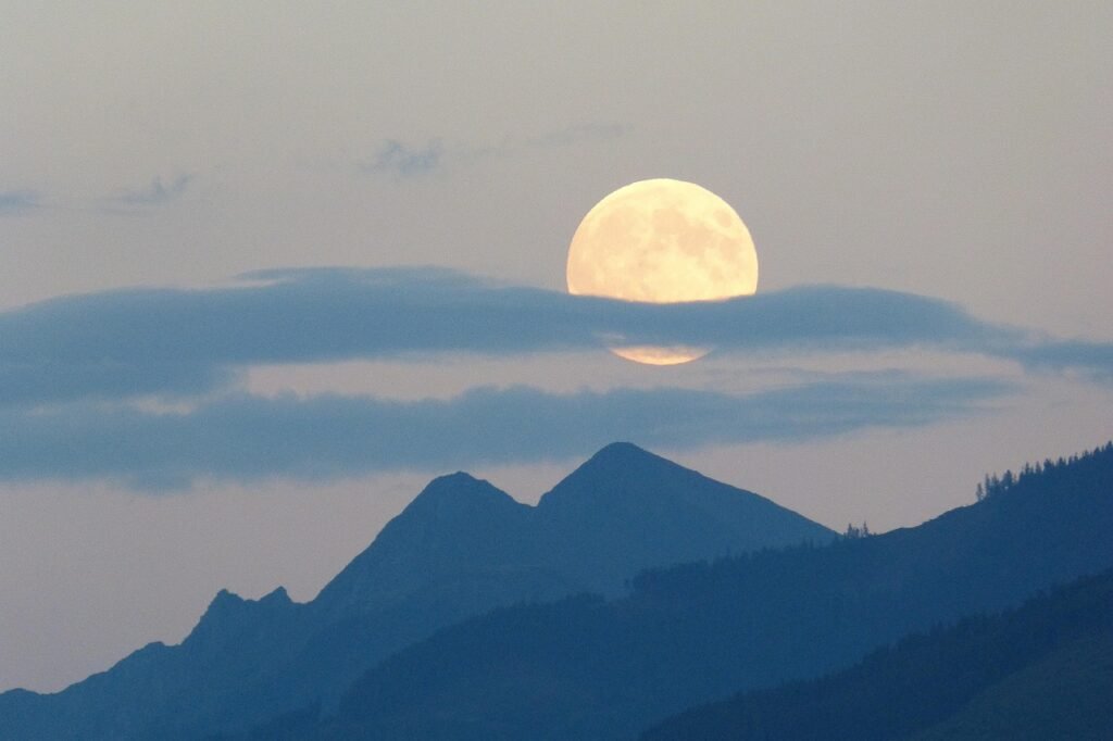 full moon, nature, moon, super moon, clouds of clouds, dusk, shades of color, mountains, heaven, night